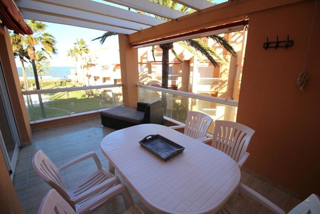 Flamingo 21 By Homeprive Dénia Camera foto